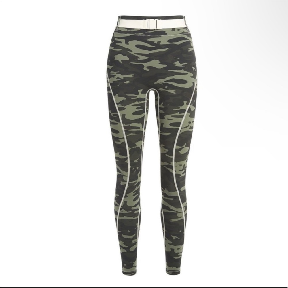Bandier Solid & Striped Trek Camo leggings and Belt Bag size small
